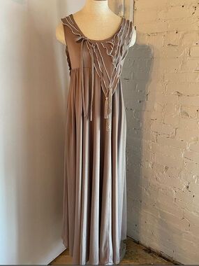 1979s Sleeveless Lavender Maxi Dress with Tassel Detail